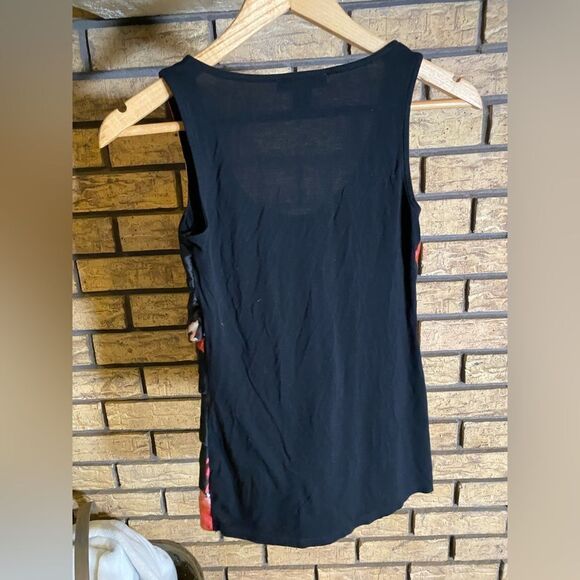 White House black market tank‎ - Picture 4 of 6